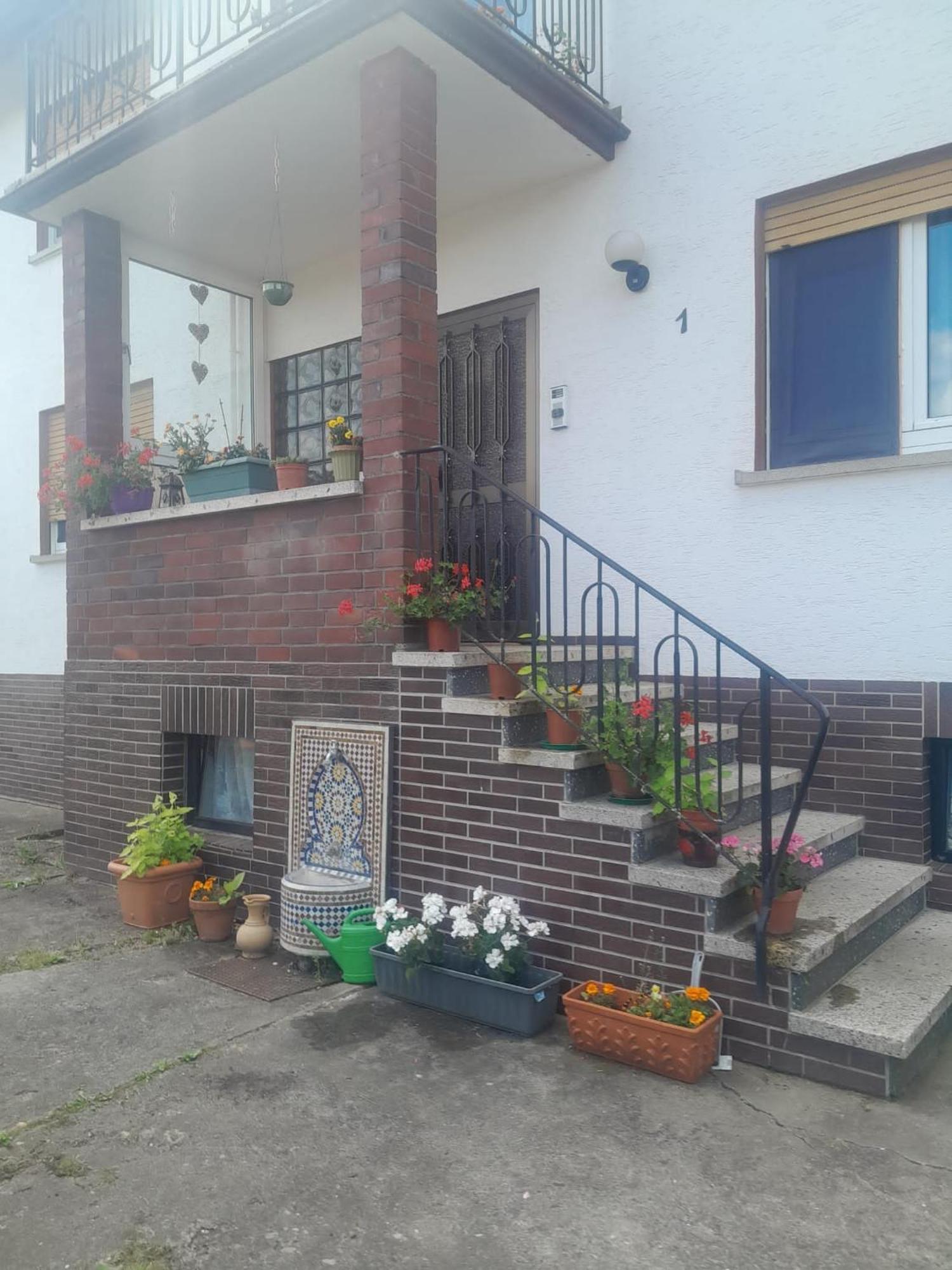 Apartamento Zinimiri Freiensteinau Exterior foto